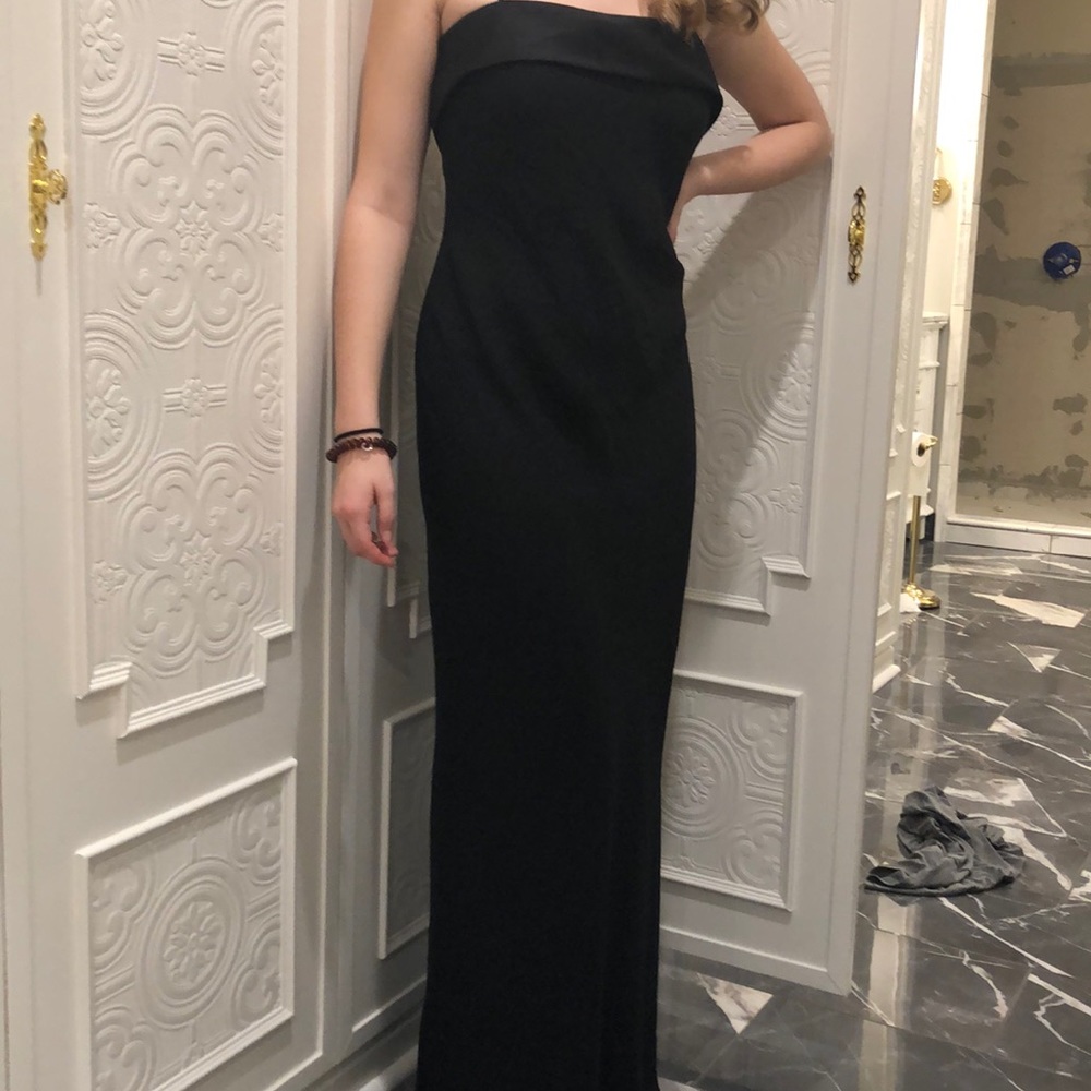 Elegant simple gown